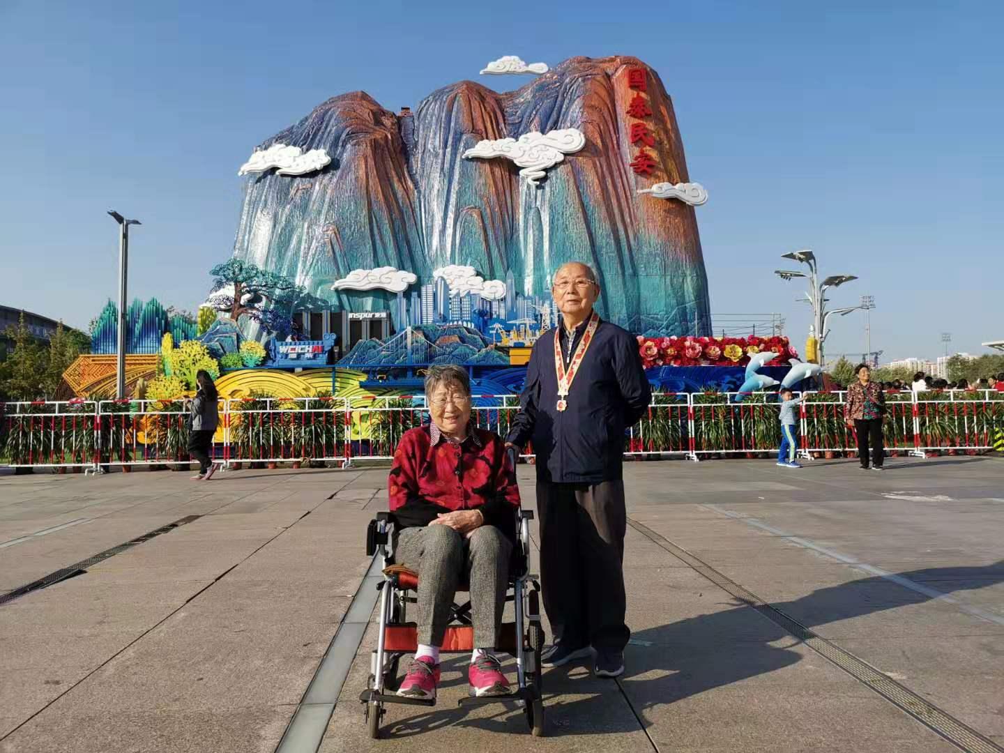 最新彩车图片，时尚潮流与个性的完美融合