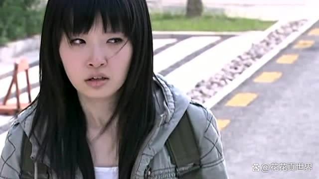 铠甲勇士女演员，学习、自信与成就的力量之路