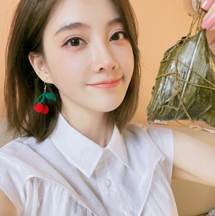 冯提莫励志之旅，自信与成就感的蜕变最新消息