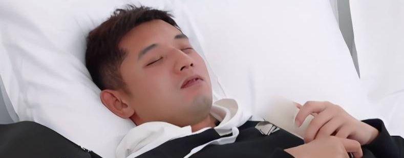 张继科比赛现场意外入睡，探寻内心平和宁静之旅